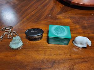 lot 230 image: Unique Decorative Collectibles Lot