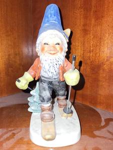 lot 244 image: TONI Skiing Gnome Figurine