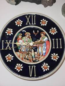 lot 261 image: Vintage Ceramic Wall Clock