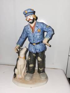 lot 262 image: Emmett Kelly Jr. Clown Figurine Flambro