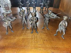 lot 279 image: Vintage Monkey Musician Statues Set