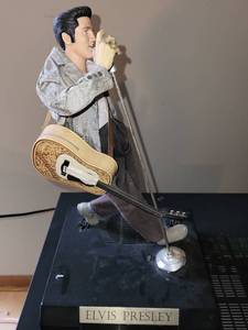 lot 287 image: Elvis Presley Collectible Figurine