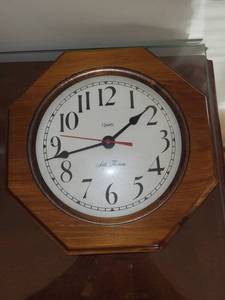 lot 292 image: Seth Thomas Vintage Wall Clock
