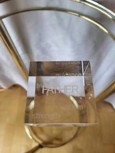 lot 179 image: Crystal Father Appreciation Cube