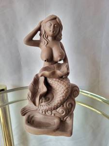 lot 186 image: Ceramic Mermaid Figurine