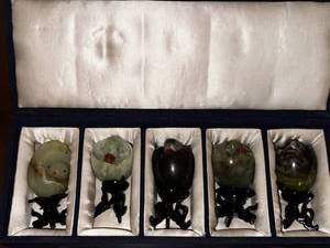 lot 60 image: Vintage Jade Bird Carvings Set
