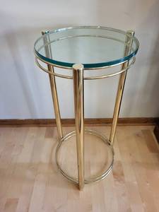 lot 78 image: Glass Brass Round Side Table