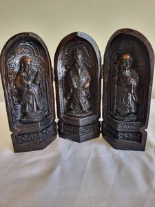 lot 82 image: Carved Wooden Folding Shrine Statue