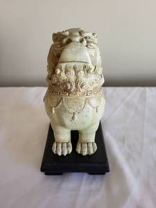 lot 90 image: Asian Style Foo Dog Statue
