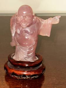 lot 148 image: Rose Quartz Buddha Figurine 4