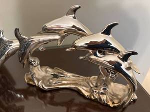 lot 65 image: Leonard Silver Dolphin Sculpture