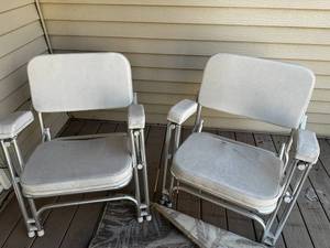 lot 269 image: Vintage Aluminum Folding Boat Chairs Pair