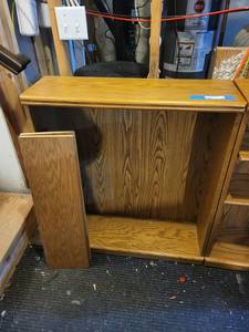 lot 24 image: Oak Wood Shelf Unit