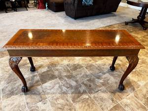 lot 133 image: Antique Carved Wood Coffee Table