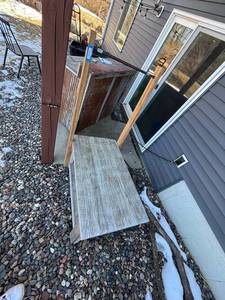 lot 185 image: Dog grooming station 44x25x61