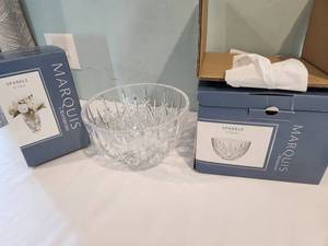lot 42 image: Marquis by Waterford Crystal Set
