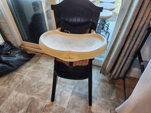lot 135 image: Eddie Bauer Wooden High Chair