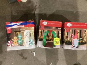 lot 609 image: LOT OF 3 Holiday Time Christmas Inflatables