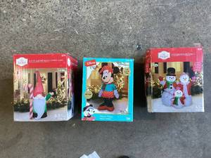 lot 611 image: LOT OF Holiday Time Christmas Inflatables