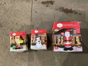 lot 612 image: LOT OF Holiday Time Christmas Inflatables