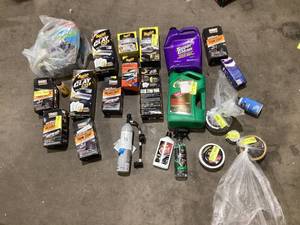 lot 616 image: LOT OF Miscellaneous Car Cleaning Supplies