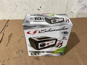 lot 274 image: Schumacher SC1282 10-Amp 12V Fully Automatic Battery Charger and Maintainer