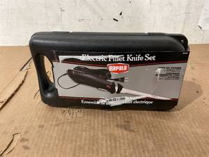 lot 312 image: Rapala Electric Fillet Knife Set