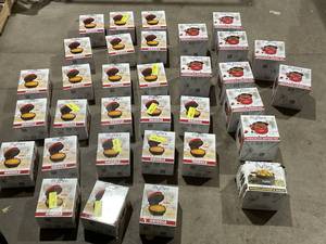 lot 425 image: LOT OF 33 My Mini Cooking Appliances
