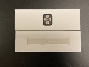 lot 32 image: Apple Watch SE (2nd Gen) GPS 40mm Smartwatch with Starlight Aluminum Case MXEF3LLA