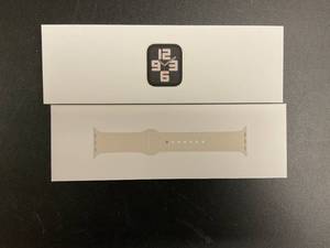lot 33 image: Apple Watch SE (2nd Gen) GPS 40mm Smartwatch with Starlight Aluminum Case MXEF3LLA