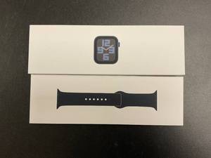 lot 37 image: Apple Watch SE (2nd Gen) GPS 40mm Smartwatch with Midnight Aluminum Case MXE73LLA
