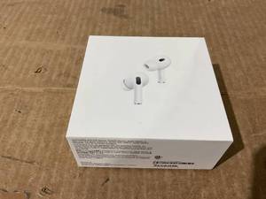 lot 326 image: Apple AirPods Pro 2