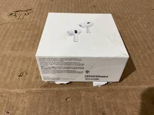 lot 330 image: Apple AirPods Pro 2