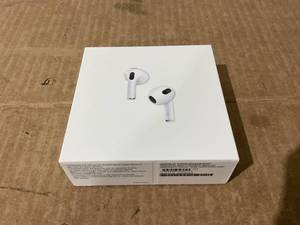 lot 342 image: Apple AirPods (3rd Generation)