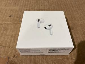 lot 343 image: Apple AirPods (3rd Generation)