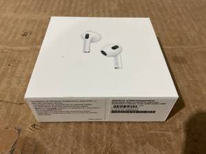 lot 344 image: Apple AirPods (3rd Generation)