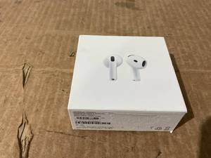 lot 351 image: Apple AirPods 4
