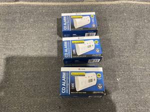 lot 190 image: LOT OF 3 Kidde C3010D Carbon Monoxide Detector with Digital Display and 10-Year Worry-Free Lithium Battery
