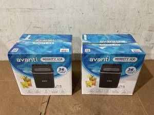 lot 718 image: LOT OF 2 Avanti 26 lb Bullet Ice Maker
