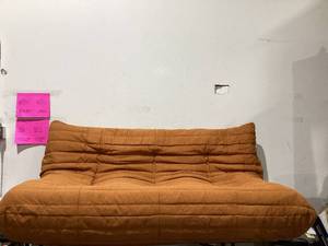 lot 682 image: Armless Soft Teddy Velvet Rectangle 3-Seater Floor Lazy Reclining Sofa