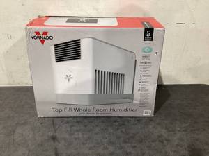 lot 606 image: Vornado Top FIll Whole Room EV5 Humidifier