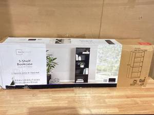 lot 574 image: Mainstays 5-Shelf Bookcase with Adjustable Shelves
