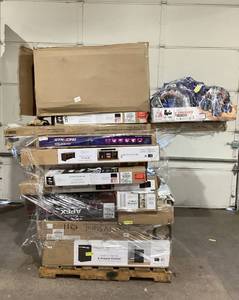lot 905 image: Wholesale Pallet of Miscellaneous Items