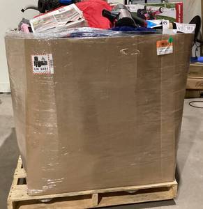 lot 915 image: Wholesale Pallet of Miscellaneous Items