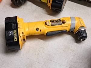 lot 27 image: DeWalt 38 18V Cordless Right Angle DrillDriver DW960 with Battery