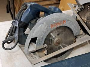 lot 39 image: Bosch 7-14 Circular Saw 1655
