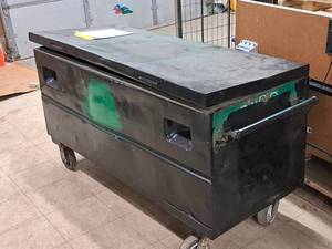 lot 77 image: Greenlee 20.0-cu.ft. Rolling Job Site Tool Box  Hydraulic One Shot Power Bender Storage Box 881-CT