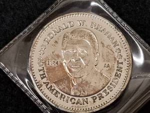 lot 205 image: Collectors Coin - Double Eagle Presidential Commemorative - Ronald W. Reagan 40th American President 1984 AA