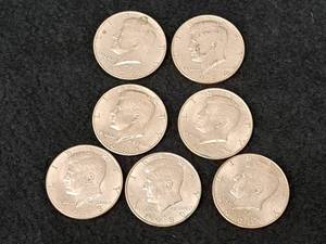 lot 226 image: Lot of (7) Kennedy Half Dollars - Denver Mint 1974, 1977, 1981, 1983, 1988, 1989, 1990