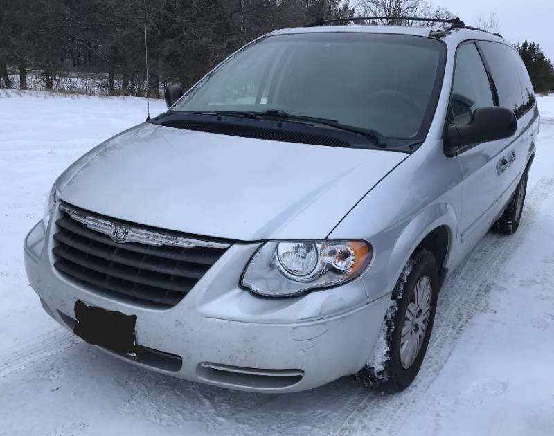 2005 Chrysler Town & Country LX